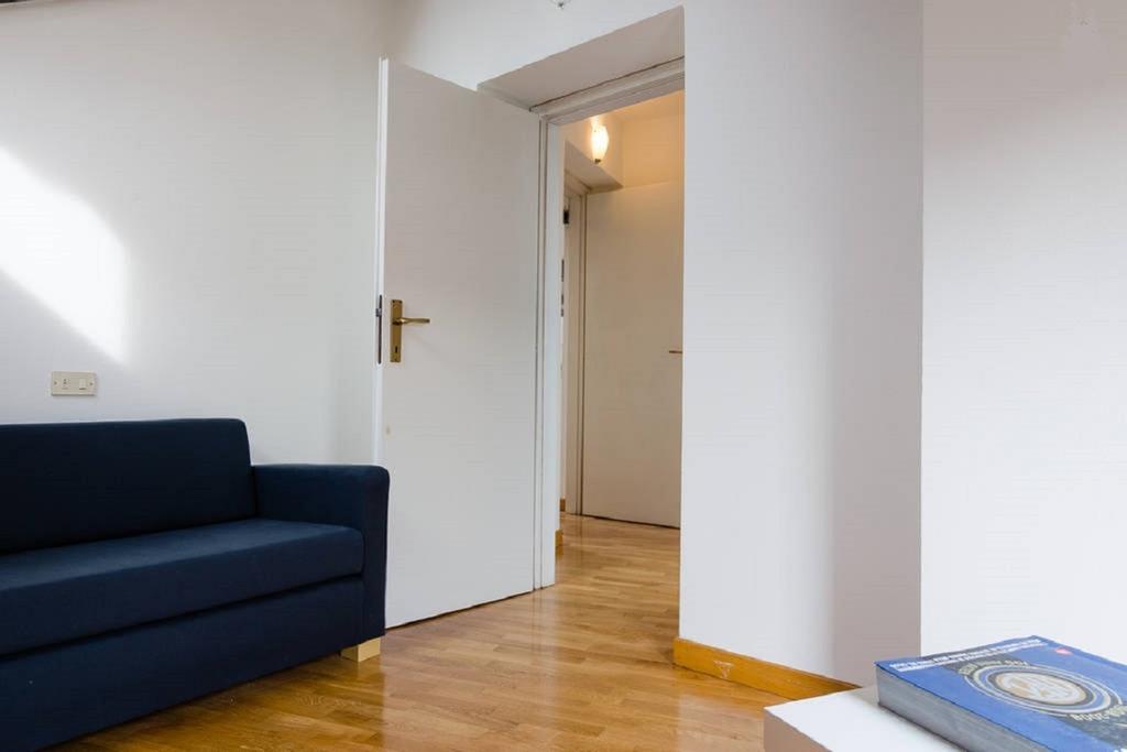 V12 Design Apartments Μιλάνο Δωμάτιο φωτογραφία